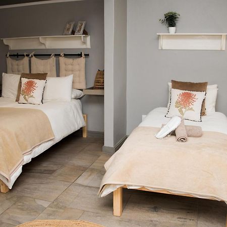 Desert Wind Private Guest&Game Farm Montagu Exterior foto